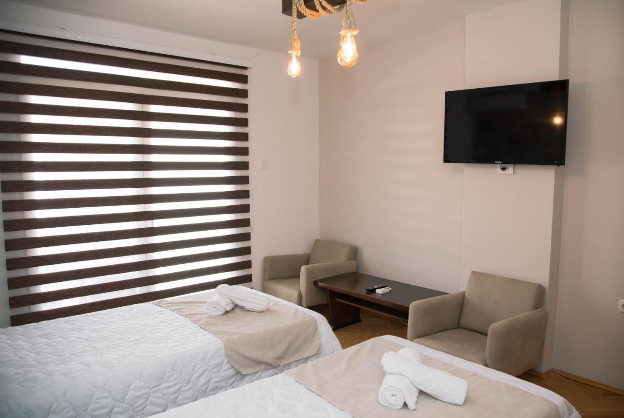 Guest House La Baja 奥赫里德 外观 照片