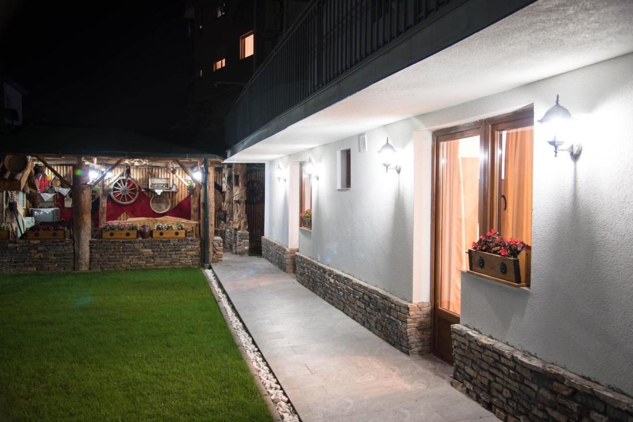 Guest House La Baja 奥赫里德 外观 照片
