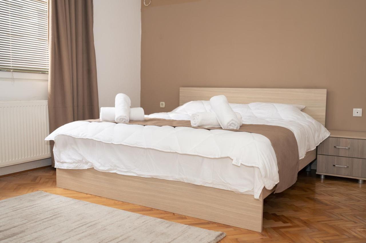 Guest House La Baja 奥赫里德 外观 照片